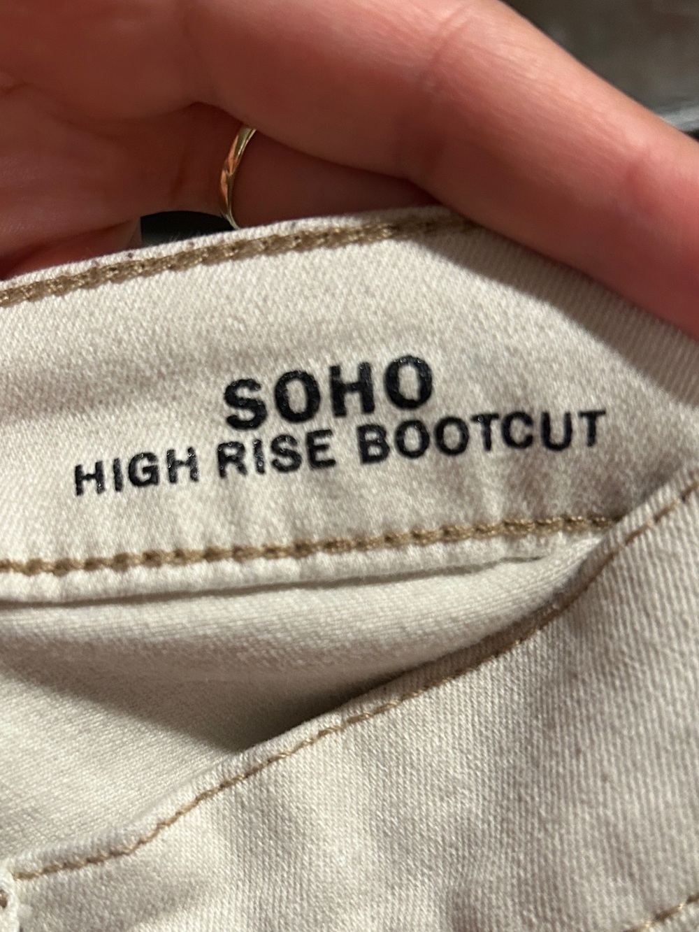 Women's High-Rise White Straight-Leg Jeans - Picture 5 of 5